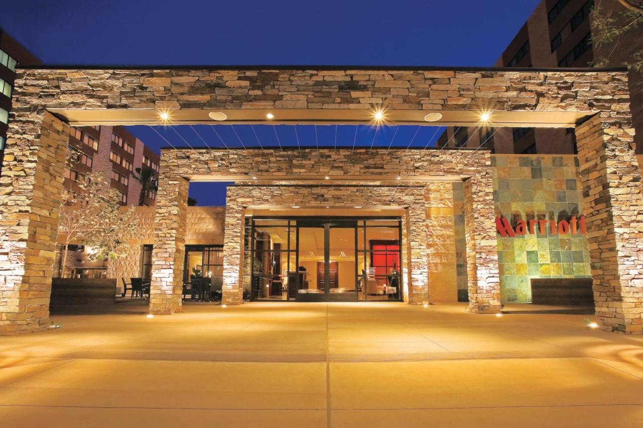 Los Angeles Marriott Burbank Airport Exterior photo