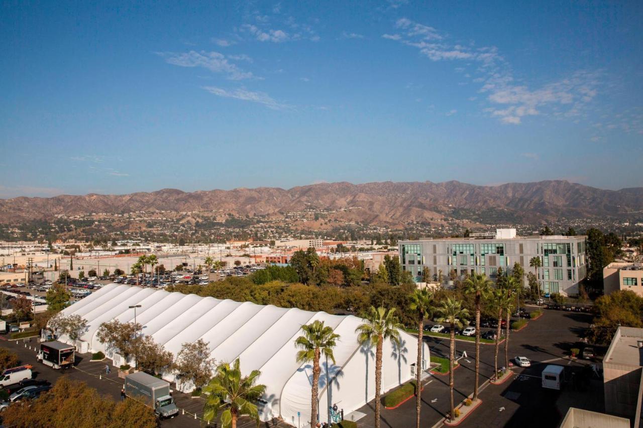 Los Angeles Marriott Burbank Airport Exterior photo