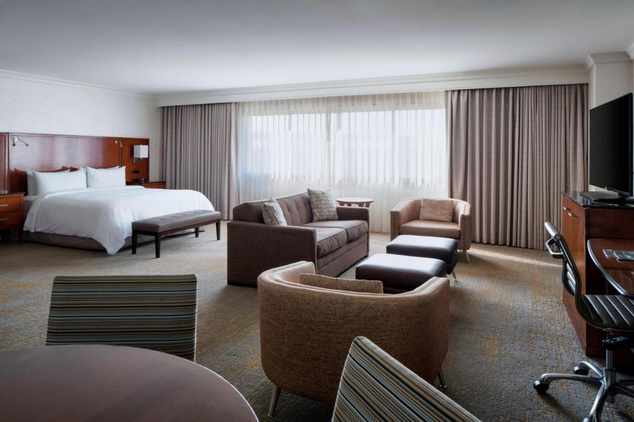 Los Angeles Marriott Burbank Airport Exterior photo
