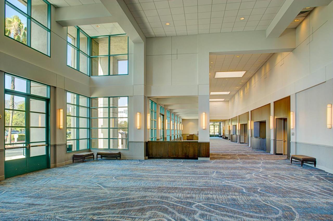 Los Angeles Marriott Burbank Airport Exterior photo