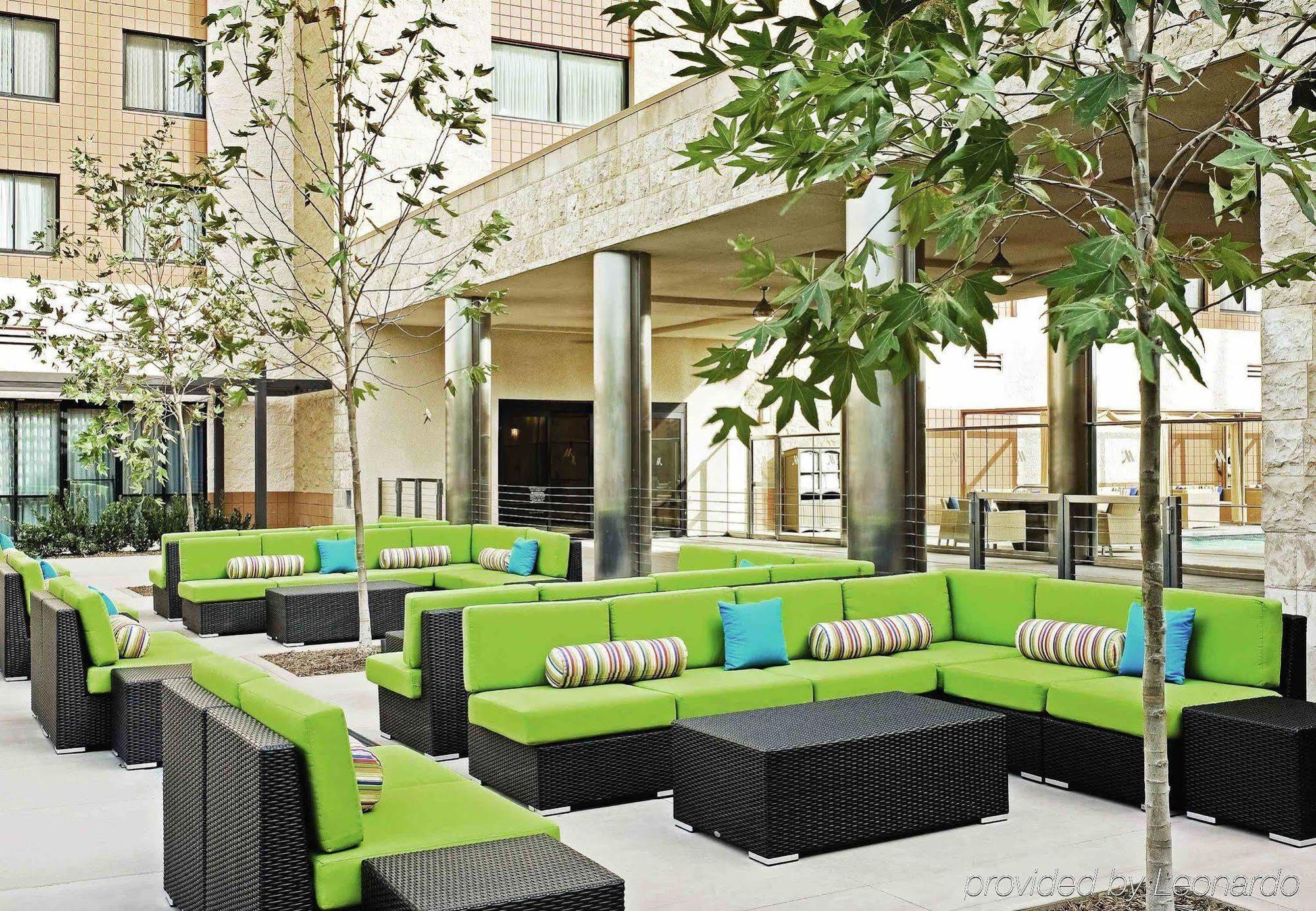 Los Angeles Marriott Burbank Airport Exterior photo